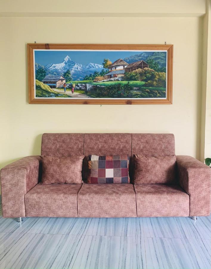 Hotel October Inn 博卡拉 外观 照片