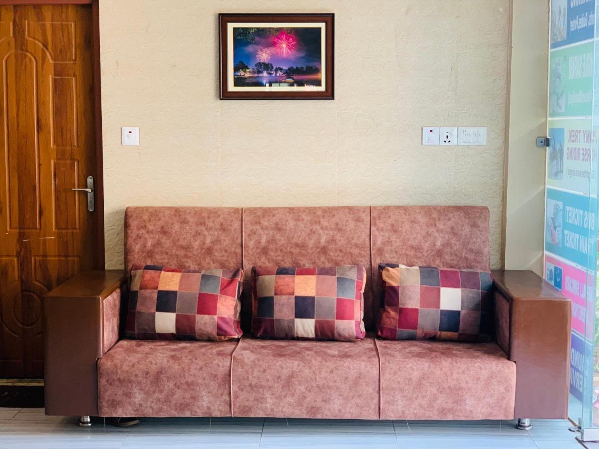 Hotel October Inn 博卡拉 外观 照片