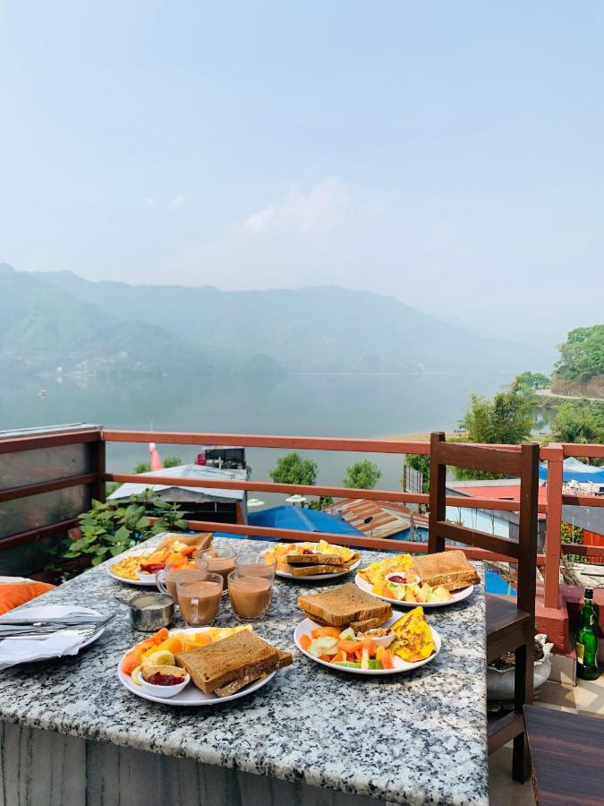 Hotel October Inn 博卡拉 外观 照片