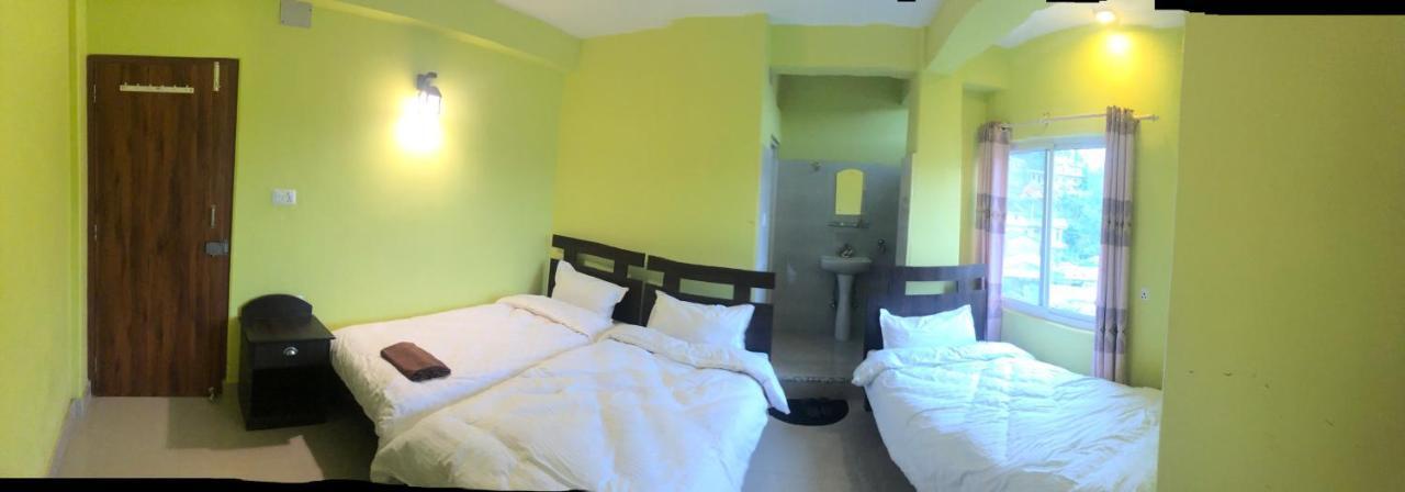 Hotel October Inn 博卡拉 外观 照片